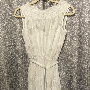 Vera Wang Cream Pleated Tie Front Maxi Dress